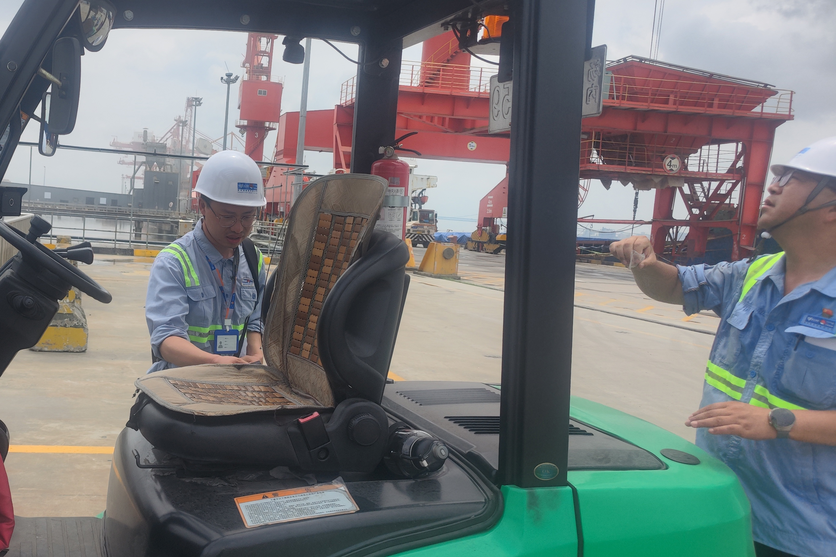 yl23411�����������Ź��Ḱ����˾��չ2025������ְ�������Ͷ��徲����Ѳ������